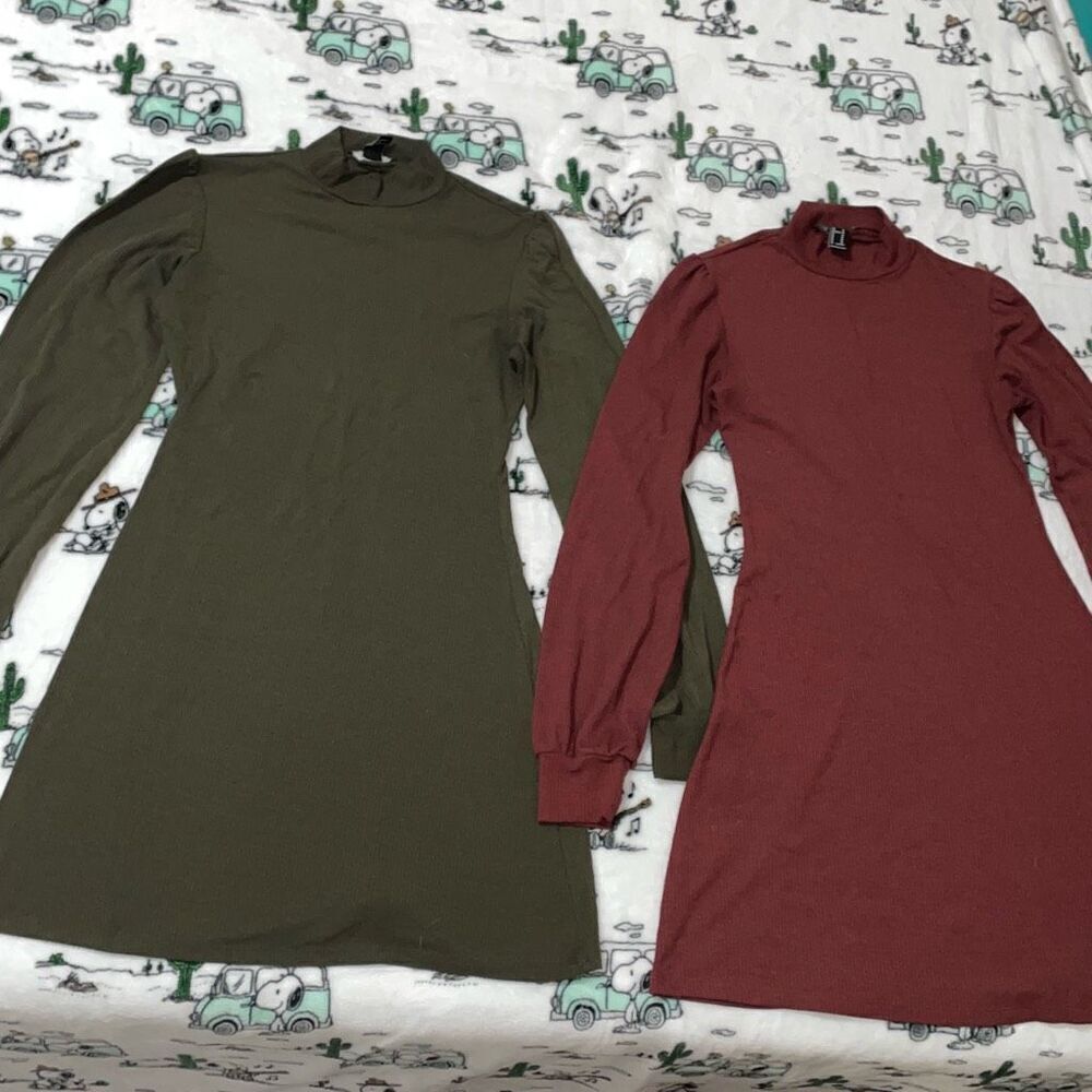 Forever 21 F21 bundle of two ribbed long sleeve casual dresses size medium